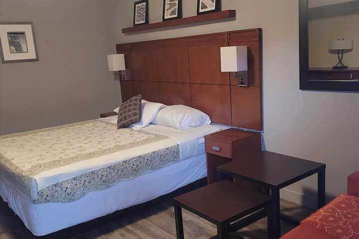 Room 16 of 22