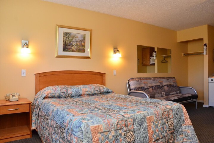Room 10 of 23