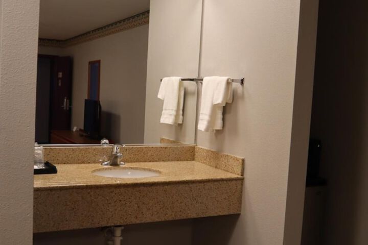 Room 31 of 47