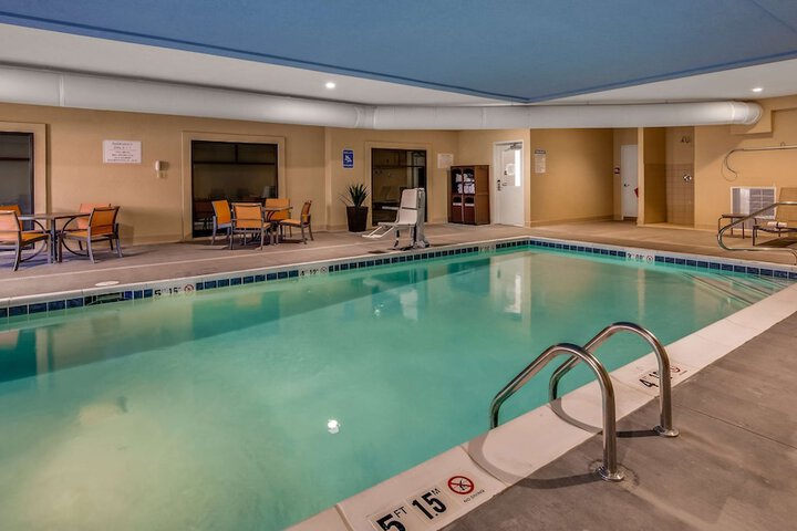 Pool 4 of 35