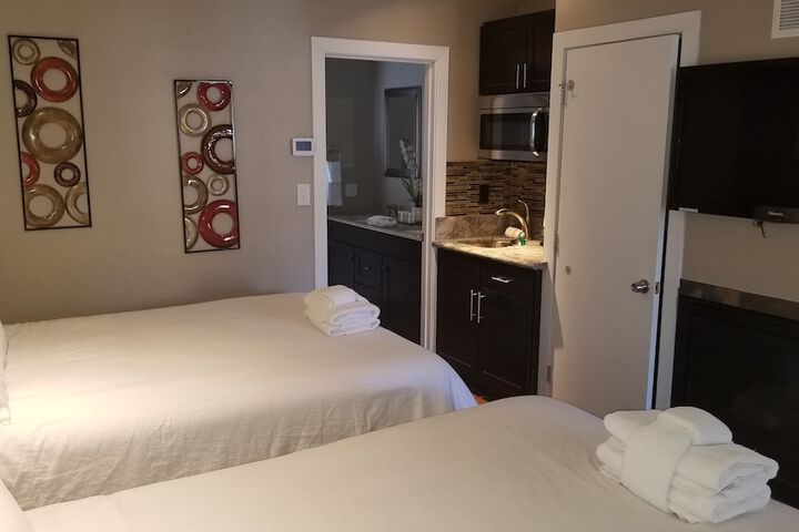 Room 98 of 245