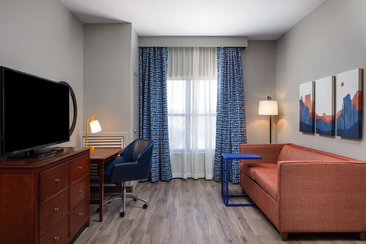 Hampton Inn & Suites El Paso-Airport