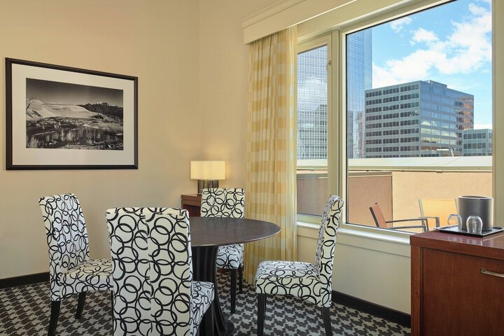 Room 22 of 48
