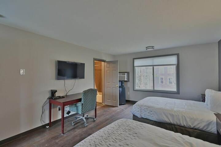 Room 19 of 37