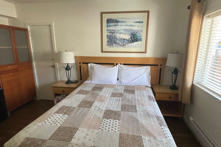 Room 27 of 62