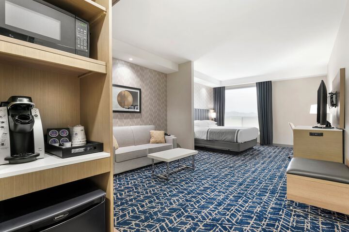 Best Western Premier Route 97 Vernon