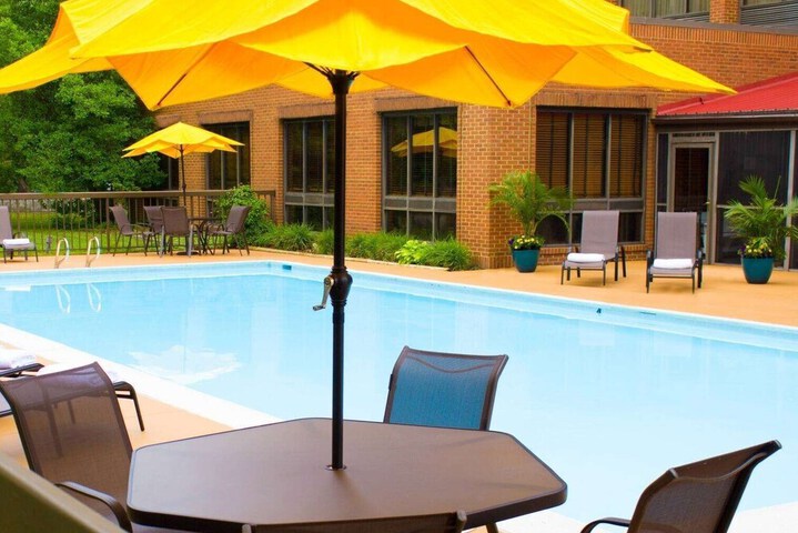 Pool 2 of 37