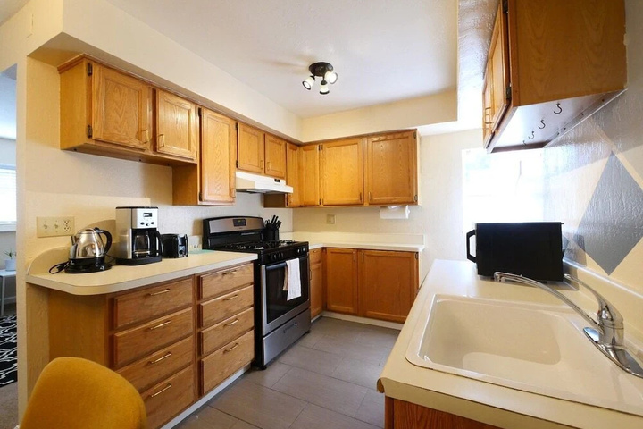 Modern Exquisite 2-bedroom Home in Lafayette