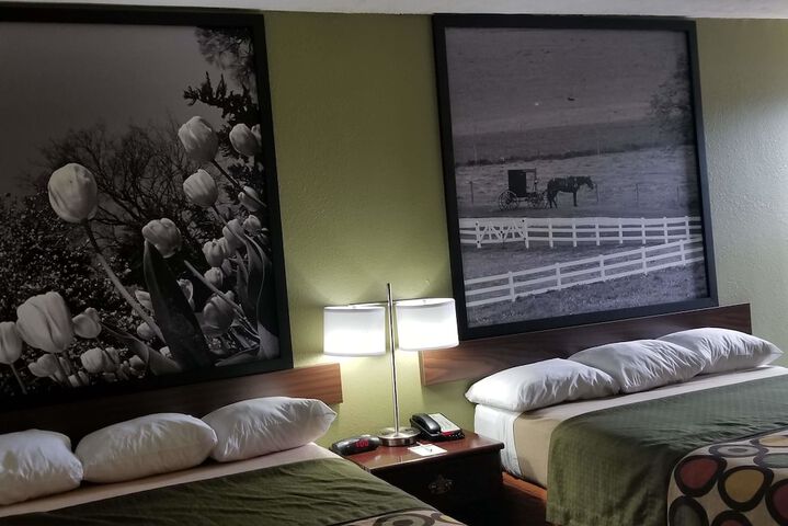 Super 8 by Wyndham Bellefontaine