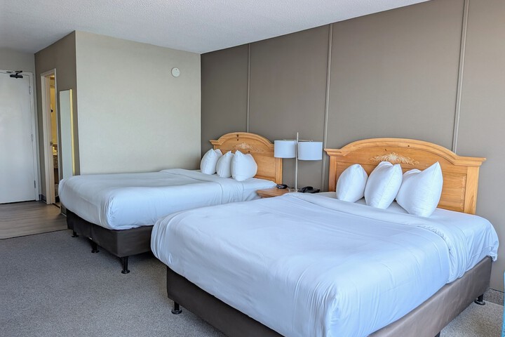 Confederation Place - Hotel