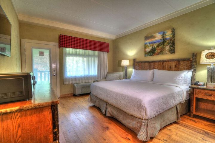 Room 36 of 59
