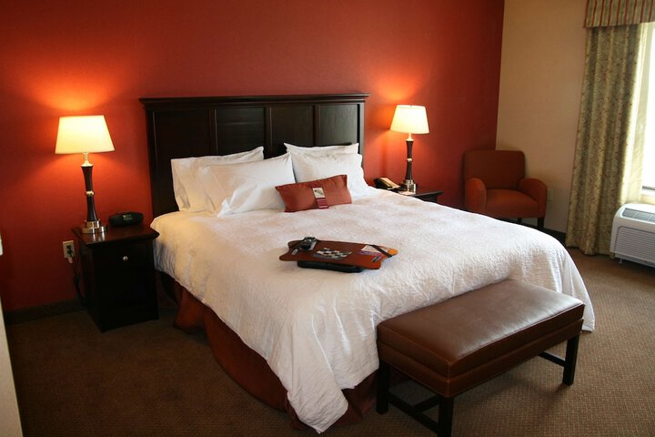 Room 16 of 36