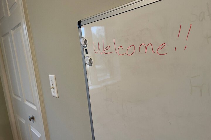 Feel Cozy at Home in Cio a Clean Bright Welcoming Private Updated Room