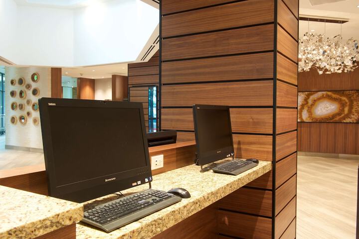 Business Center 86 of 86