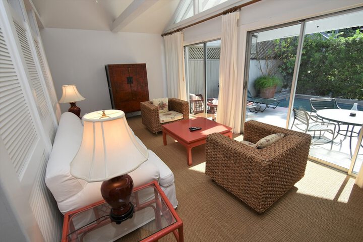 Room 21 of 259