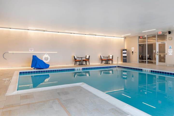Cambria Hotel Bloomington Mall of America Minneapolis Airport