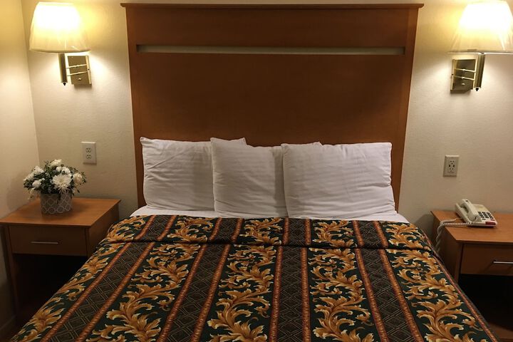 Room 21 of 47