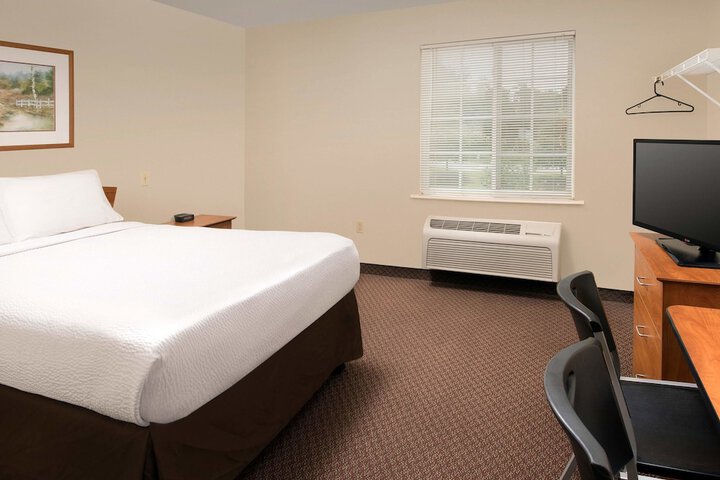 WoodSpring Suites Charlotte Gastonia