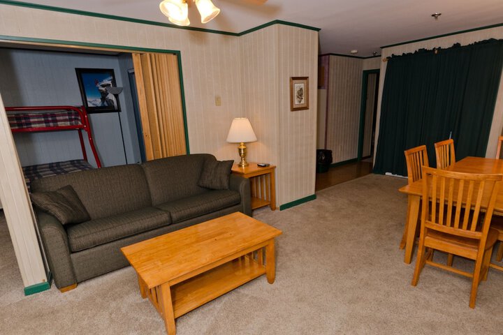 Snowshoe Mountain Resort Leatherbark
