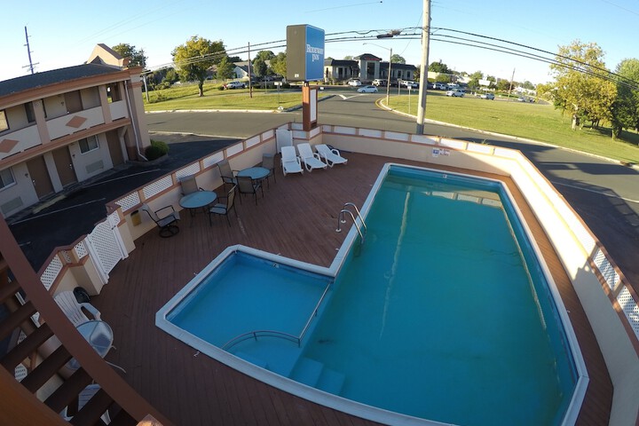 Pool 5 of 55