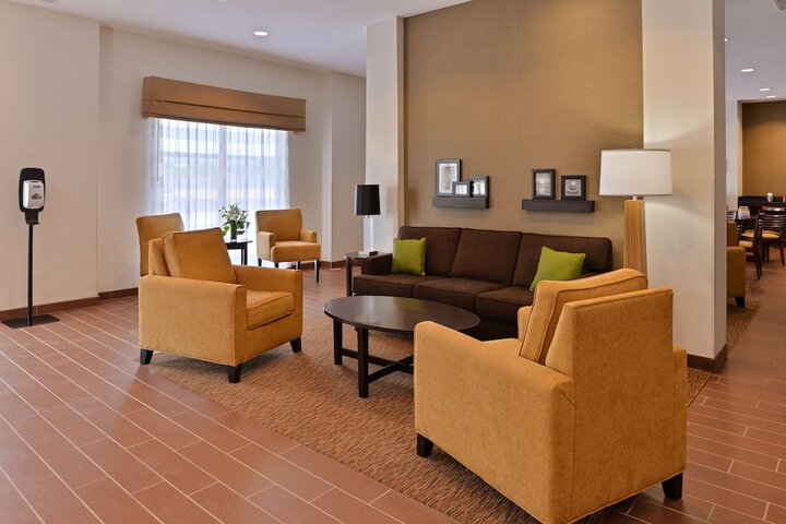 Sleep Inn & Suites Meridian - Bonita Lakes