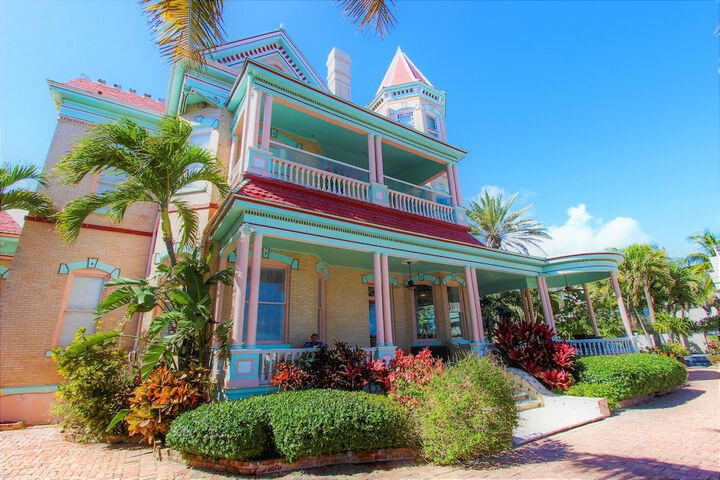 Southernmost House - Adult Exclusive