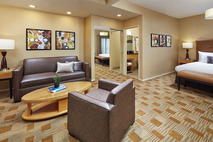 Room 11 of 23