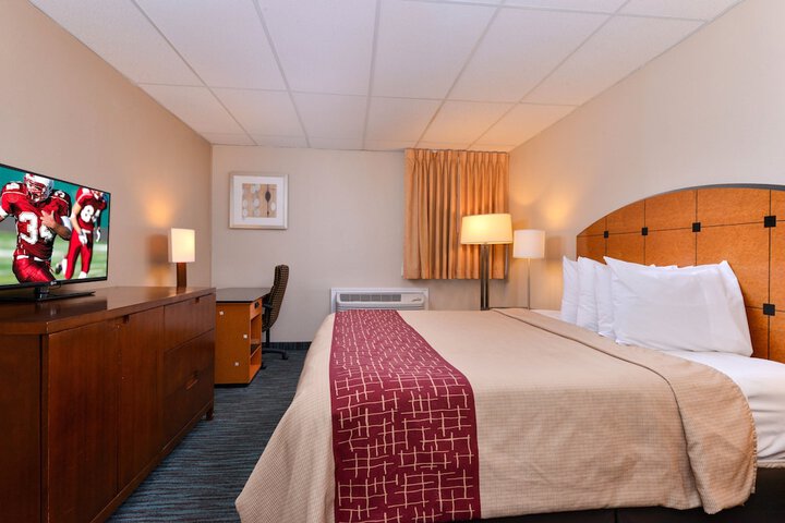 Room 15 of 26