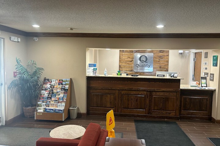 Quality Inn & Suites Bradford