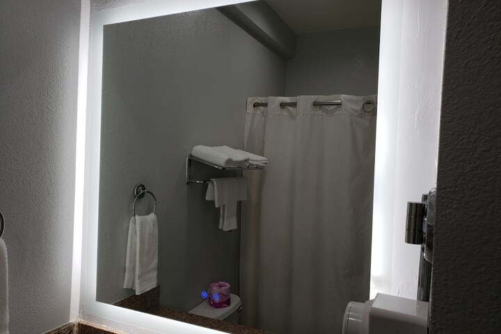 Room 29 of 41