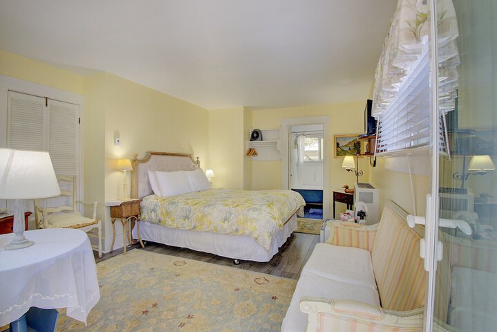Room 48 of 156