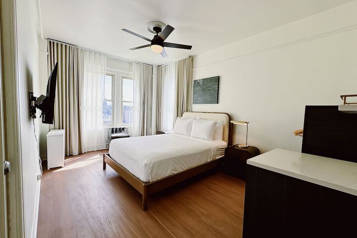 FOUND Hotel Carlton Nob Hill