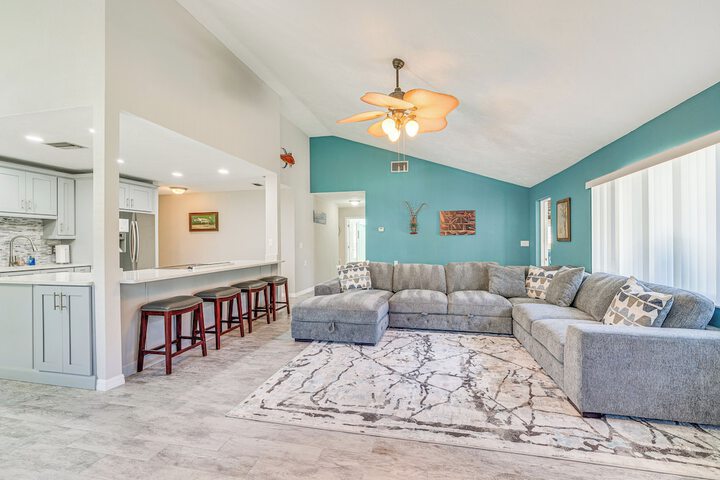 Riverfront Home With Private Dock Fire Pit!