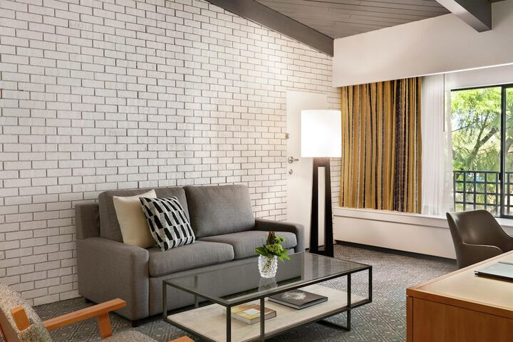 Hilton Scottsdale Resort & Villas