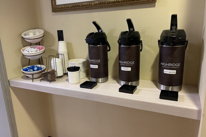 Breakfast/Coffee Service 22 of 29