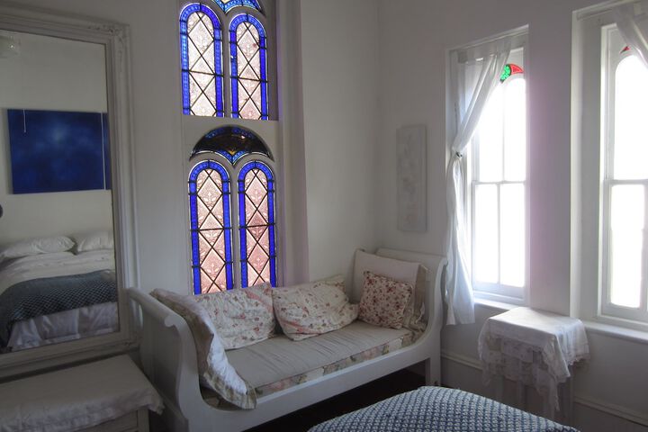 Church Des Artistes Guest House