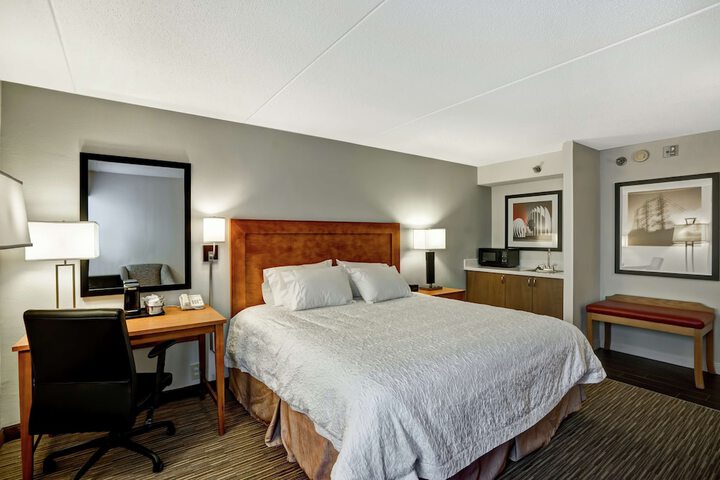 Room 15 of 35
