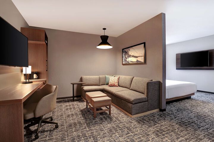 Hotel 4 of 48