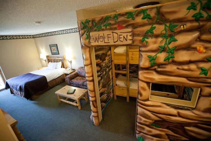Room 31 of 85