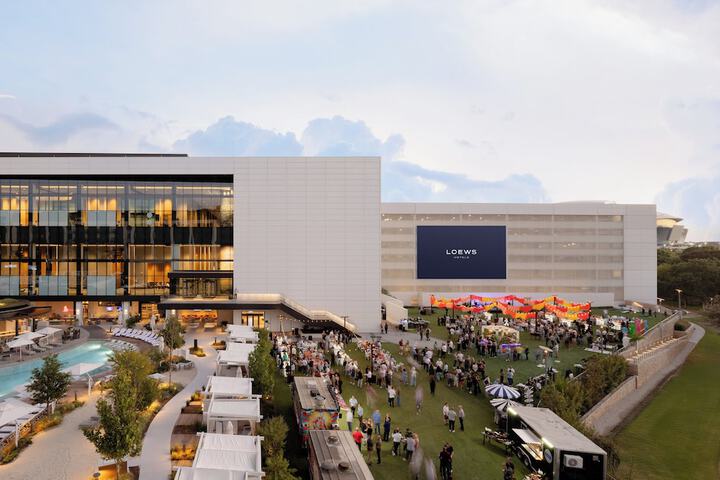 Loews Arlington