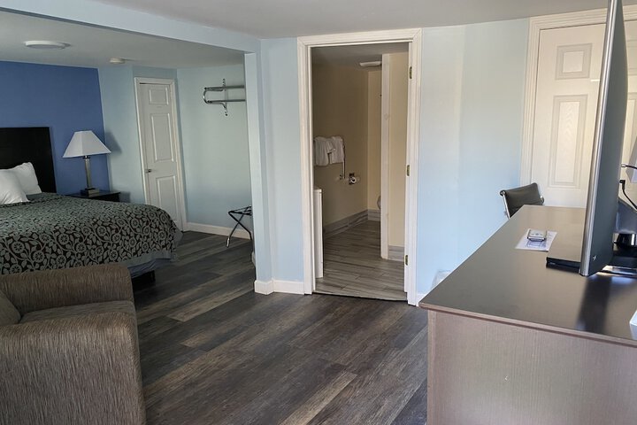 Beacon Inn and Suites