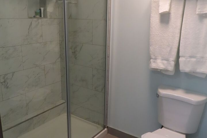 Room 63 of 76