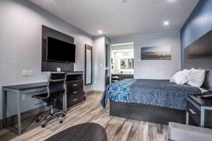 Room 19 of 22