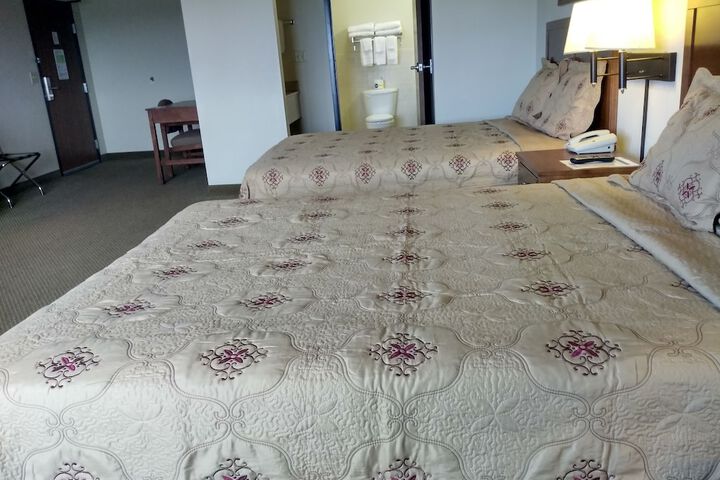 Room 27 of 65