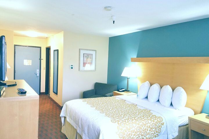 Room 36 of 43