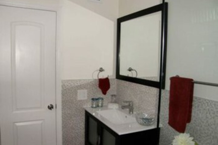 Two-bedroom Apartment at Villa Tunis