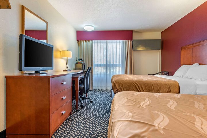 Room 5 of 35
