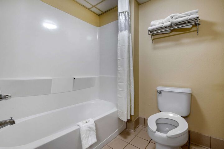 Quality Inn Kingstree North