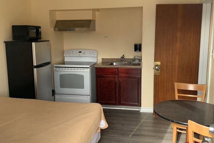 Room 37 of 85
