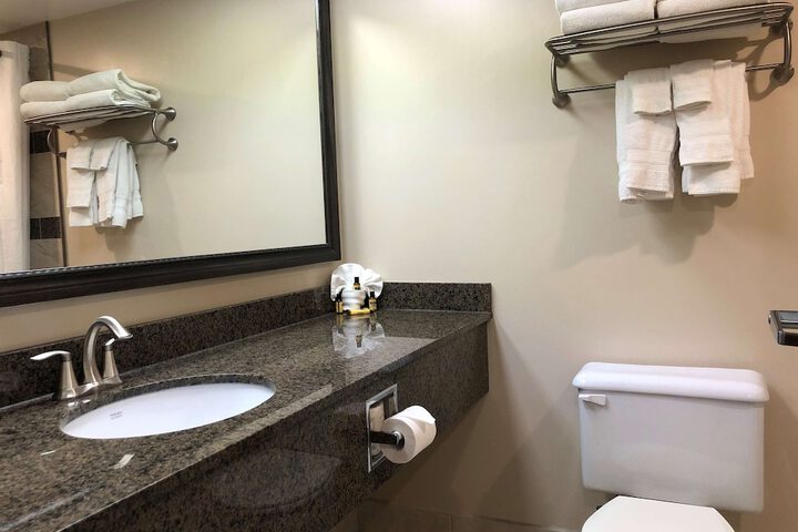 Best Western Plus Cobourg Inn & Convention Centre